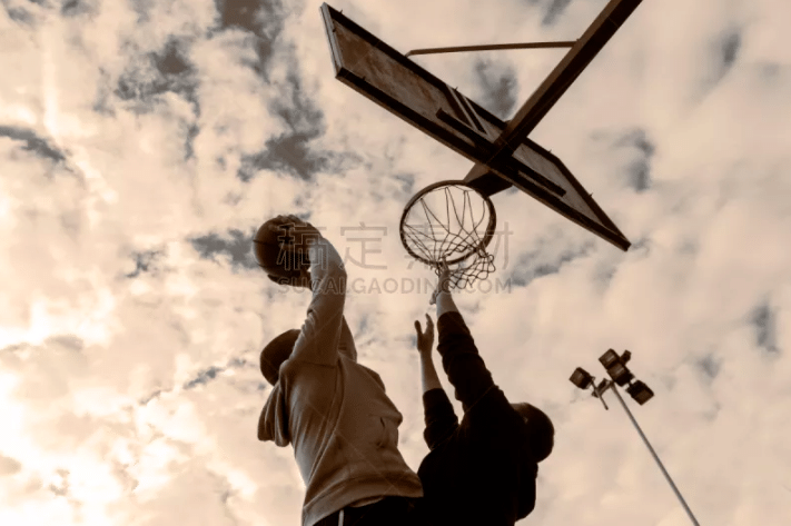 足球法甲豪门官宣新门将加盟