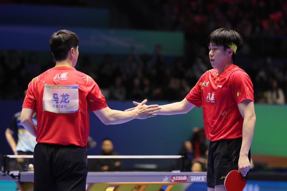 麦卡利斯特：我们站在球队这边，希望萨拉赫能够尽快归来